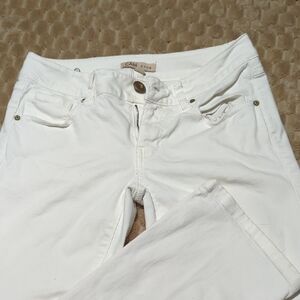 CAbi Women's Crisp White Skinny Jeans